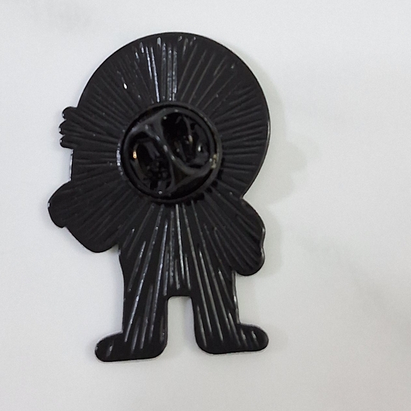 Alien Enamel Pin, Brooch,  NEW - Picture 3 of 4